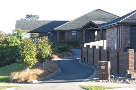 Photo of property in 18 Cherie Close, Rototuna, Hamilton, 3210