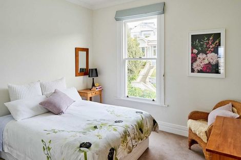 Photo of property in 7 Talavera Terrace, Kelburn, Wellington, 6012