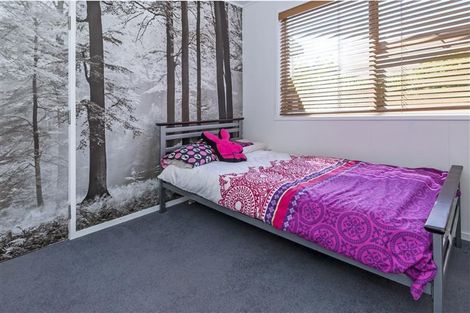 Photo of property in 168 Cascades Road, Pakuranga Heights, Auckland, 2010