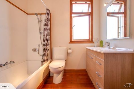 Photo of property in 6 Mckenzie Avenue, Marewa, Napier, 4110