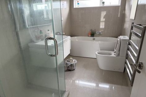 Photo of property in 11 Falcon Crescent, Hobsonville, Auckland, 0618