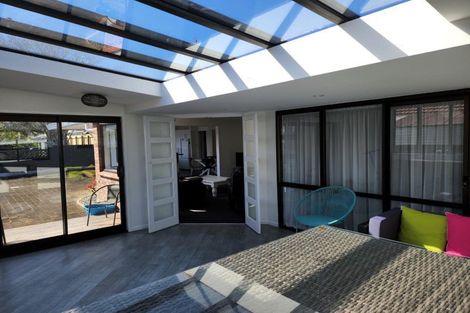 Photo of property in 2/171 Powderham Street, New Plymouth, 4310