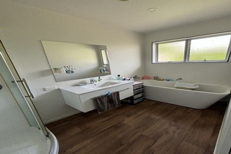 Photo of property in 1/6a Poseidon Place, Half Moon Bay, Auckland, 2012