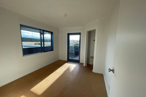 Photo of property in 1921 Parewanui Road, Parewanui, Bulls, 4894