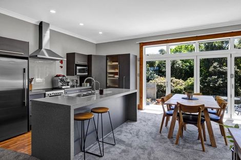 Photo of property in 26 Hamlet Street, Stratford, 4332