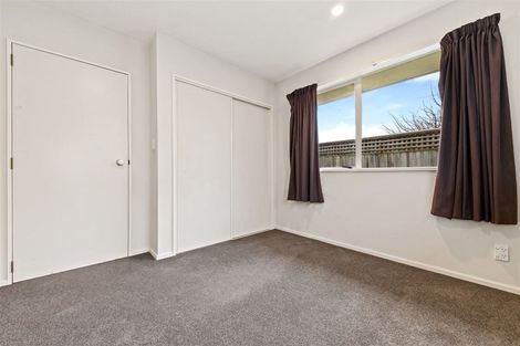 Photo of property in 16a Dunedin Street, Redwood, Christchurch, 8051