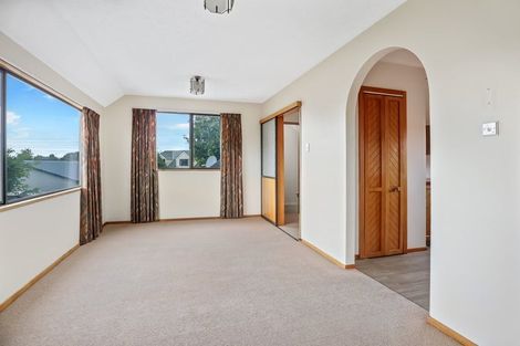 Photo of property in 87 Hawthornden Road, Avonhead, Christchurch, 8042