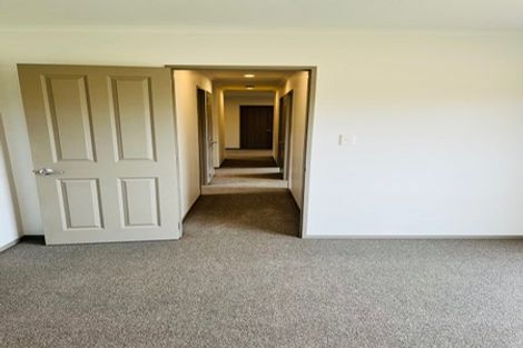 Photo of property in 25 Grabella Place, Papamoa Beach, Papamoa, 3118