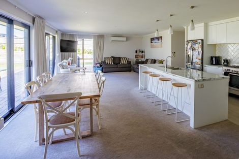 Photo of property in 16 Northbrook Glen, Flagstaff, Hamilton, 3210