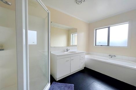 Photo of property in 21 Corsair Place, Melville, Hamilton, 3206