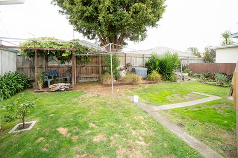 Photo of property in 330 Featherston Street, Palmerston North, 4414