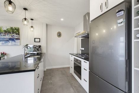 Photo of property in 11 Nanda Way, Khandallah, 6035