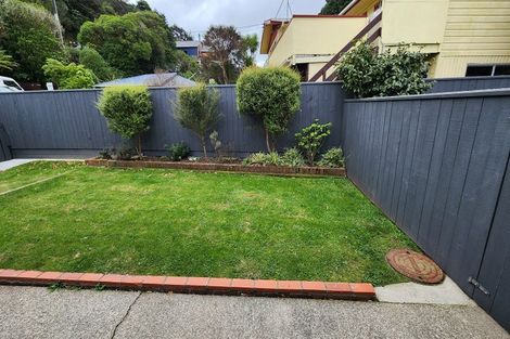 Photo of property in 1/80 Airlie Road, Plimmerton, Porirua, 5026