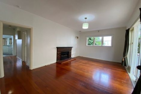 Photo of property in 72 Gribblehirst Road, Sandringham, Auckland, 1025