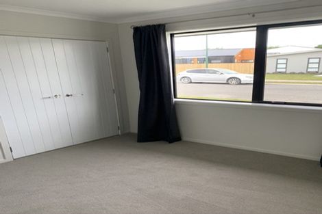 Photo of property in 2 Tarata Grove, Lansdowne, Masterton, 5810