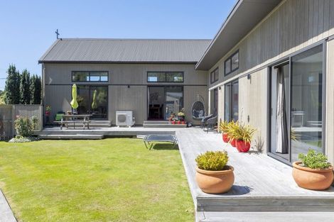 Photo of property in 2a Edna Street, Ocean View, Dunedin, 9035