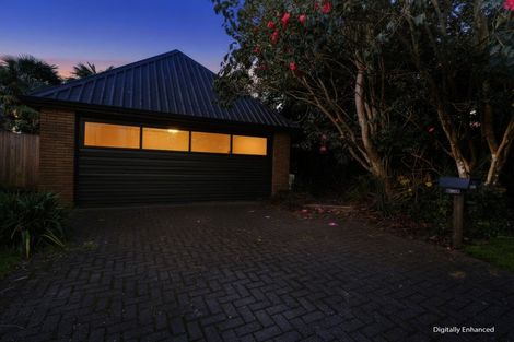 Photo of property in 17 Aquarius Drive, Kawaha Point, Rotorua, 3010
