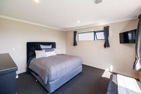Photo of property in 81 Balrickard Way, Milson, Palmerston North, 4414