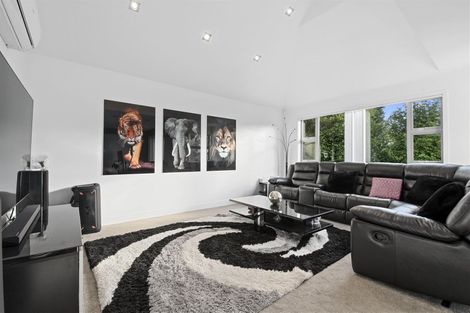 Photo of property in 28b Bluefin Way, West Harbour, Auckland, 0618