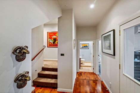 Photo of property in 28 Main Road, Mount Pleasant, Christchurch, 8081