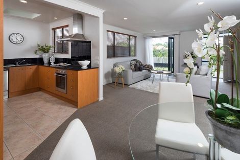Photo of property in 2/27 Kellaway Drive, East Tamaki, Auckland, 2013