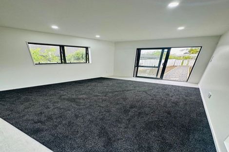 Photo of property in 3 Greenberry Drive, Ranui, Auckland, 0612