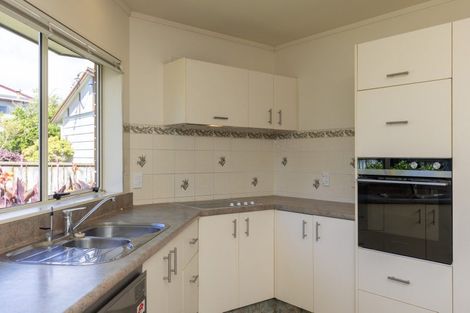 Photo of property in 22 Kowhai Grove, Raumati Beach, Paraparaumu, 5032