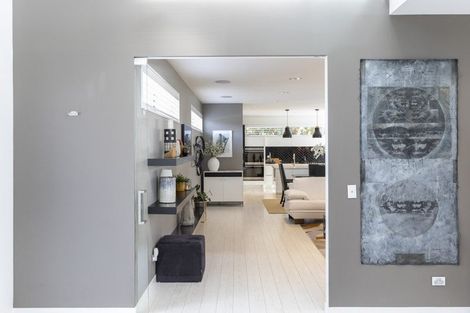 Photo of property in 55 Merivale Lane, Merivale, Christchurch, 8014