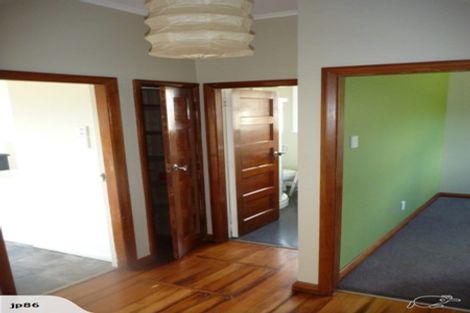 Photo of property in 140 Homebush Road, Khandallah, Wellington, 6035