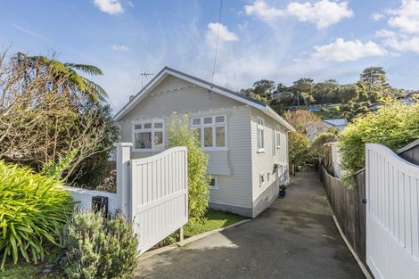 Photo of property in 8 Friend Street, Karori, Wellington, 6012