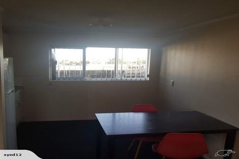 Photo of property in 7 Geordie Street, Henderson, Auckland, 0612