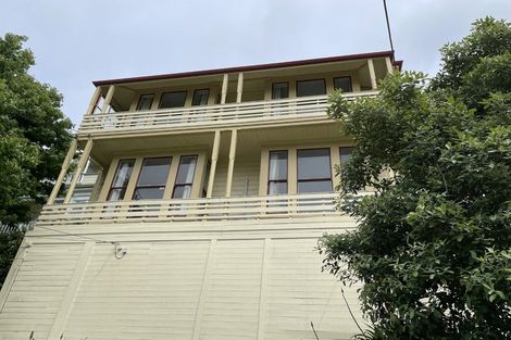 Photo of property in 1/18 Clifton Terrace, Kelburn, Wellington, 6012