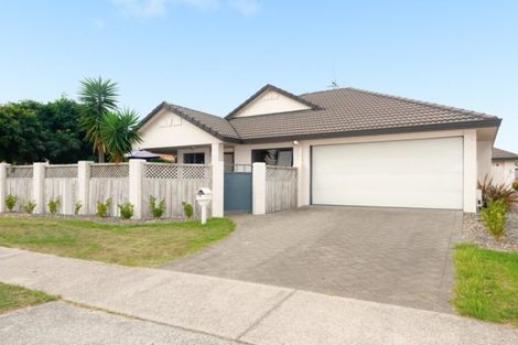 Photo of property in 59 Sandhurst Drive, Papamoa Beach, Papamoa, 3118