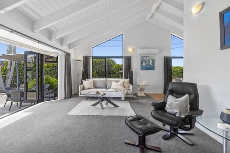 Photo of property in 2 Bannings Way, Hobsonville, Auckland, 0618