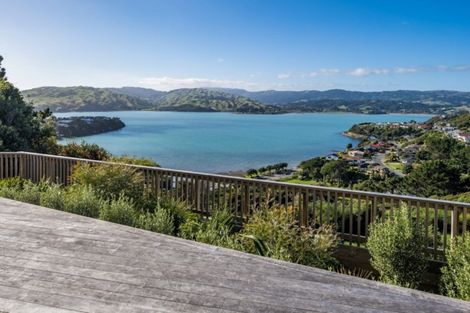 Photo of property in 103 Kahu Road, Paremata, Porirua, 5024