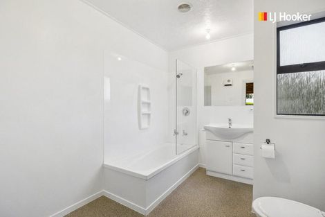 Photo of property in 6 Marett Street, Macandrew Bay, Dunedin, 9014