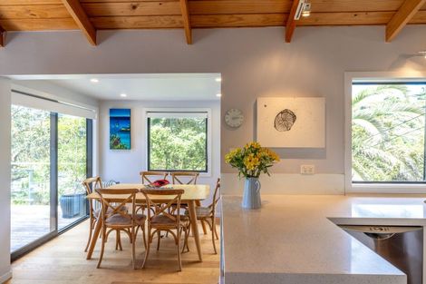 Photo of property in 31a Miro Road, Palm Beach, Waiheke Island, 1081
