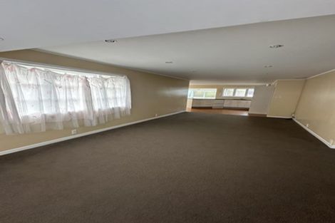 Photo of property in 71 Hamlin Road, Mount Wellington, Auckland, 1060