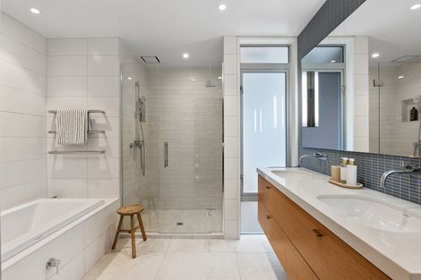 Photo of property in 2 Burgess Street, Sumner, Christchurch, 8081
