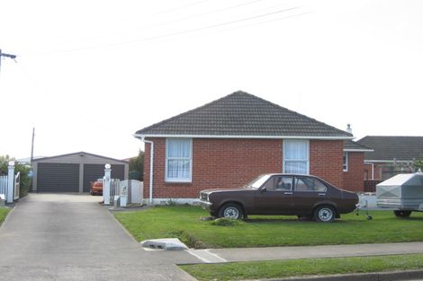 Photo of property in 9 Ward Street, Bulls, 4818