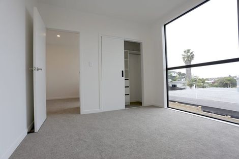 Photo of property in 13b King Richard Place, Browns Bay, Auckland, 0630