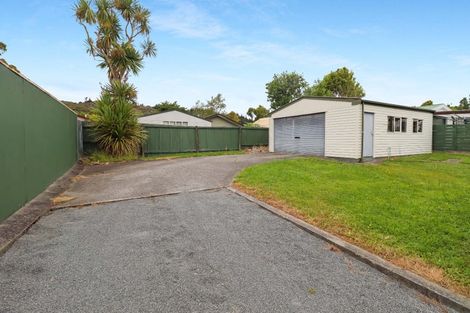 Photo of property in 12 Blueberry Grove, Timberlea, Upper Hutt, 5018