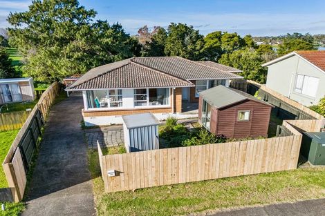 Photo of property in 22 Innismara Avenue, Wattle Downs, Auckland, 2103