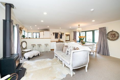 Photo of property in 2 Hanna Place, Havelock North, 4130