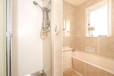 Photo of property in 92 Oak Street, Mangapapa, Gisborne, 4010