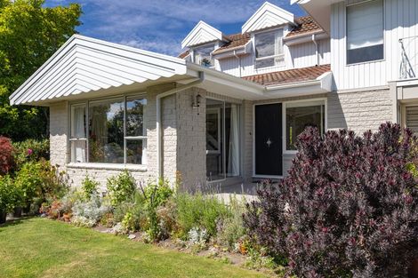 Photo of property in 14 Saint Winifreds Place, Bryndwr, Christchurch, 8052