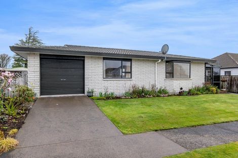 Photo of property in 10 Curtis Street, Stratford, 4332
