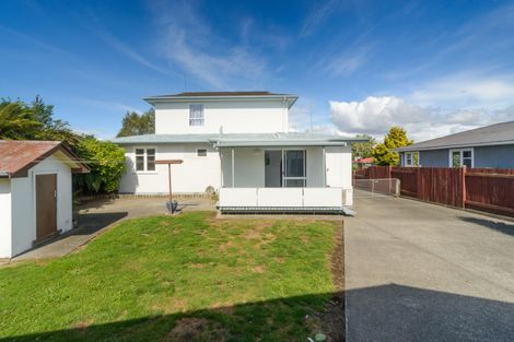 Photo of property in 27 Galway Avenue, Hokowhitu, Palmerston North, 4410