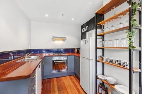Photo of property in Courtenay Apartments, 401/120 Courtenay Place, Te Aro, Wellington, 6011