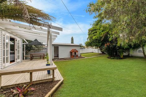 Photo of property in 1/26 Trentham Road, Papakura, 2110
